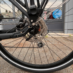 VTC électrique Thompson Arosa Homme | Vélo Online