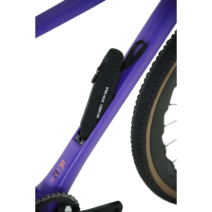 Megamo West 02 – Gravel carbone