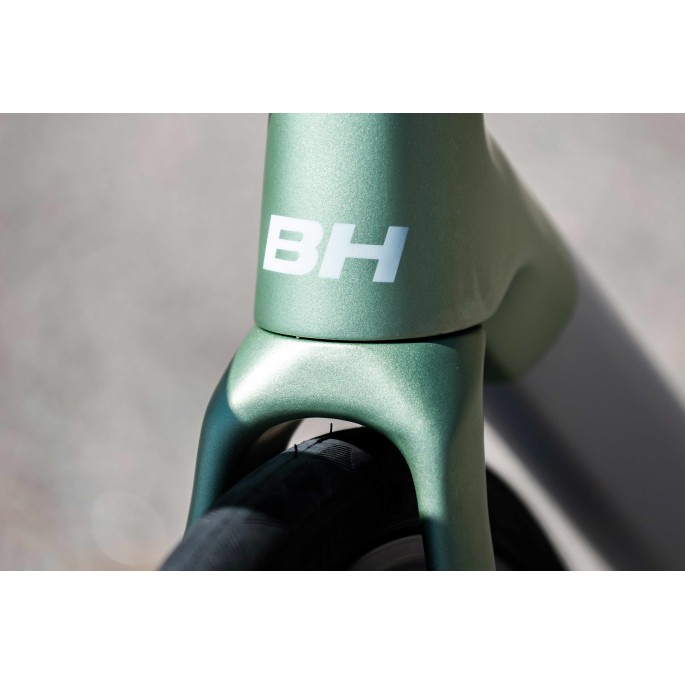 BH SL1 4.5 – Vélo de route carbone polyvalent, léger et performant