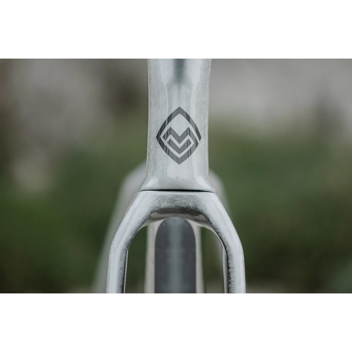Megamo Pulse 05 CW 2027 - Ultegra Di2 Zipp 404 | Velonline